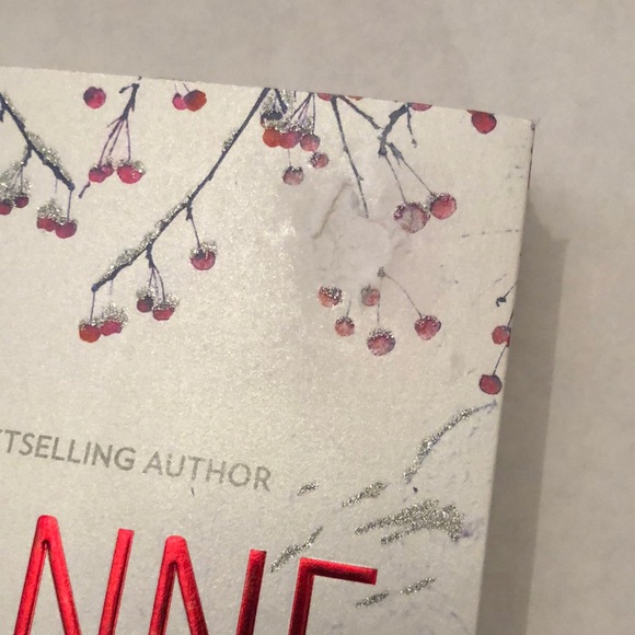 Season of Wonder by RaeAnne Thayne Paperback Book - Picture 3 of 15